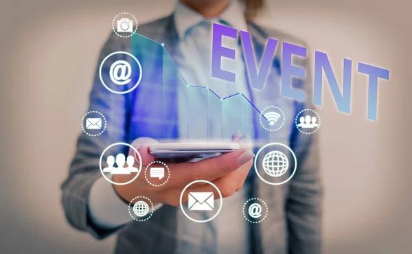 How Event Production Improves Engagement in Hybrid and Virtual Events