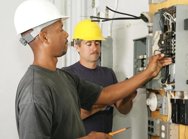 Trusted electrical contractors in vancouver for electrical repairs