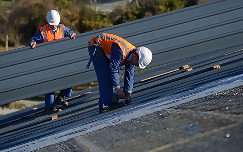 How to Choose the Right roofing contractor Without Regret
