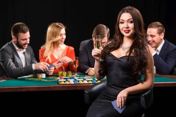 Top Reasons to Play at an Online Casino En Ligne