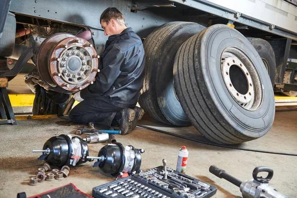 Trusted Semi Truck Repair Jackson Experts Near You